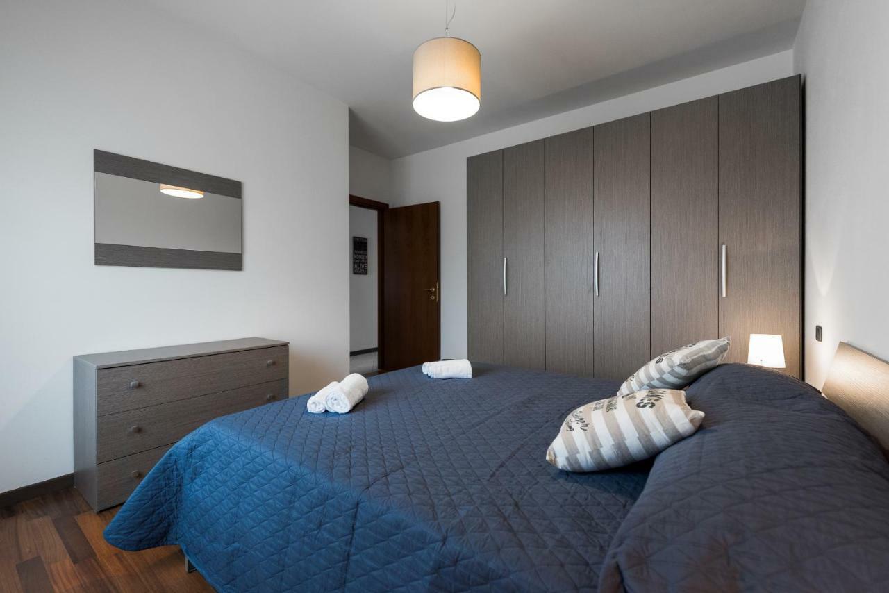 Ortaglia B2 Apartment Torri Del Benaco Bagian luar foto
